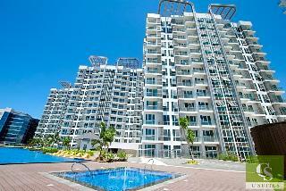 Aparthotel Csuites At 8 Newtown Residences