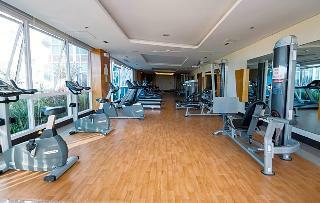 Aparthotel Csuites At 8 Newtown Residences