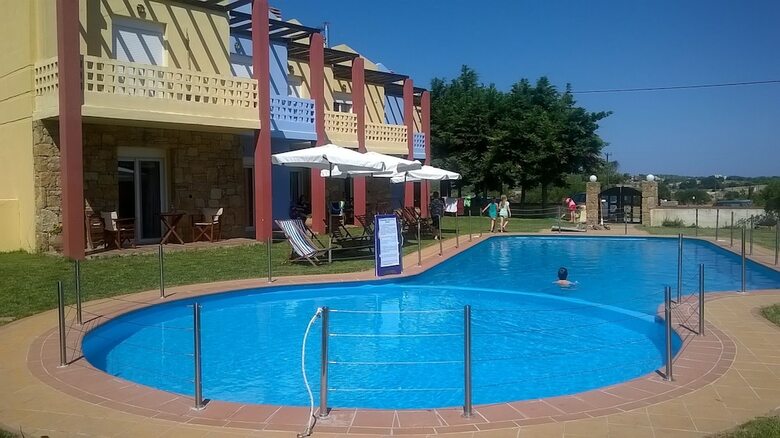 Ydna Apartments