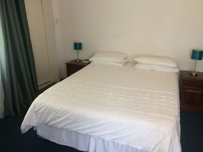 Hotel Hillside Manor