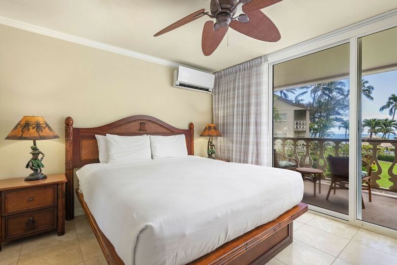 Hotel Aston Islander On The Beach