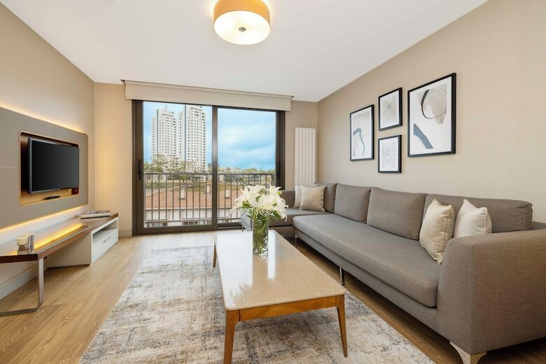 Hotel Tzl Suites
