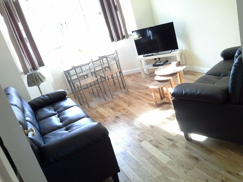 Modern Leith Apartment