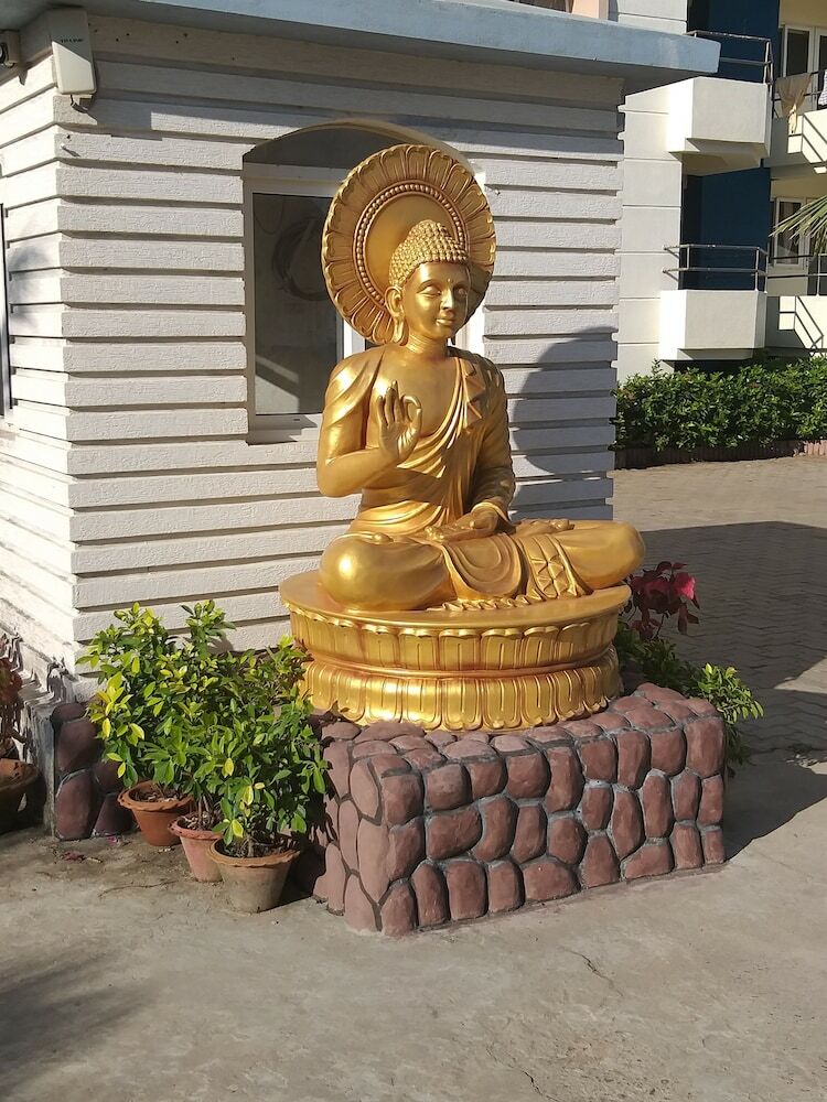 Hotel Om Leisure Resort Puri
