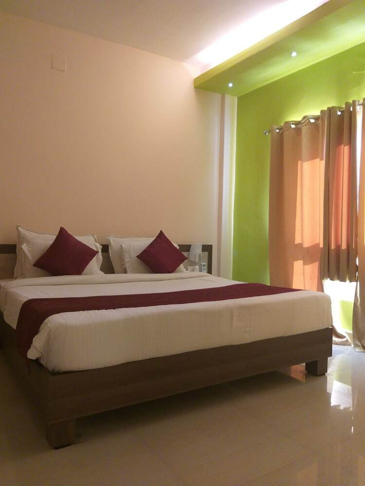 Hotel Om Leisure Resort Puri