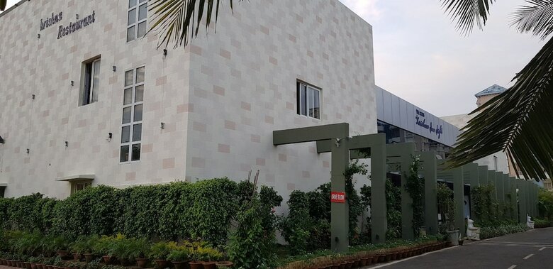Hotel Om Leisure Resort Puri