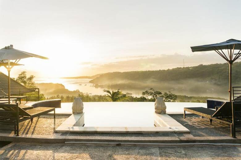 Hotel Sunrise Hut's Lembongan