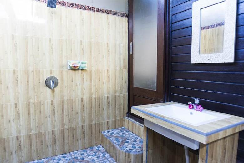 Hotel Sunrise Hut's Lembongan