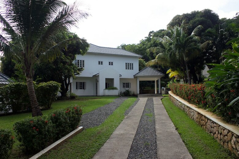 Hotel All Nations Guesthouse