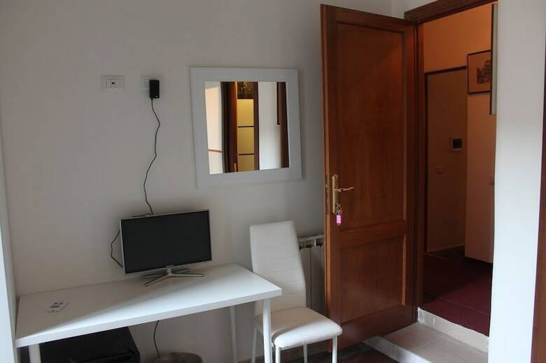 Hotel Affittacamere Radi