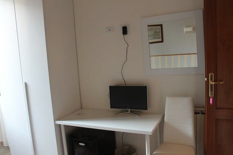 Hotel Affittacamere Radi