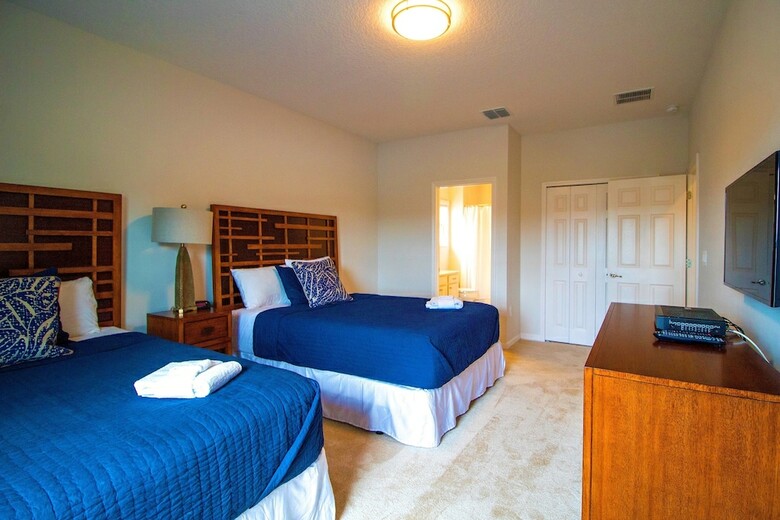 Golden Palms Resort