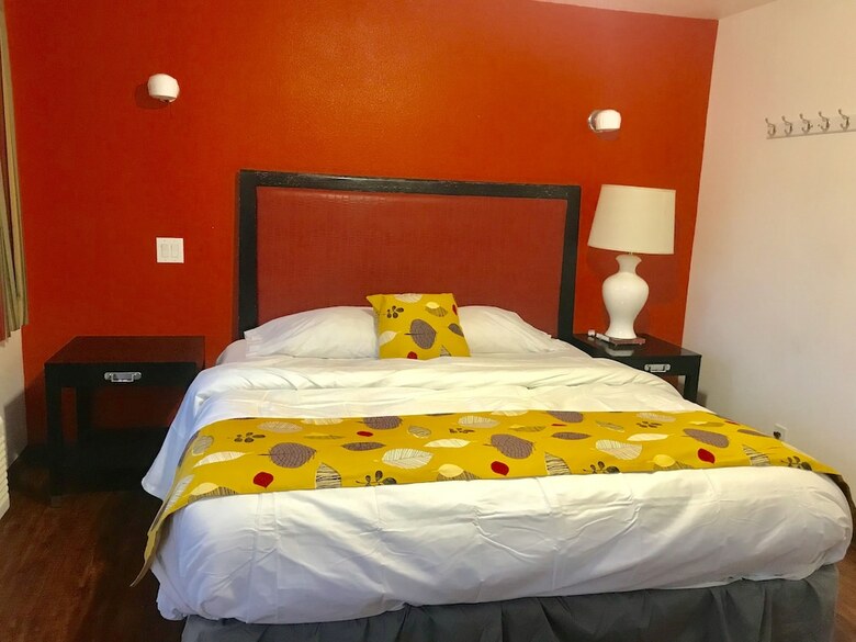 Motel Norwalk Inn & Suites