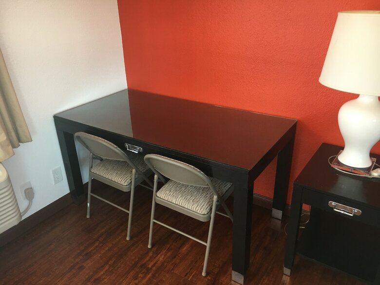 Motel Norwalk Inn & Suites