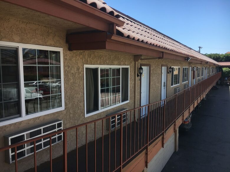 Motel Norwalk Inn & Suites