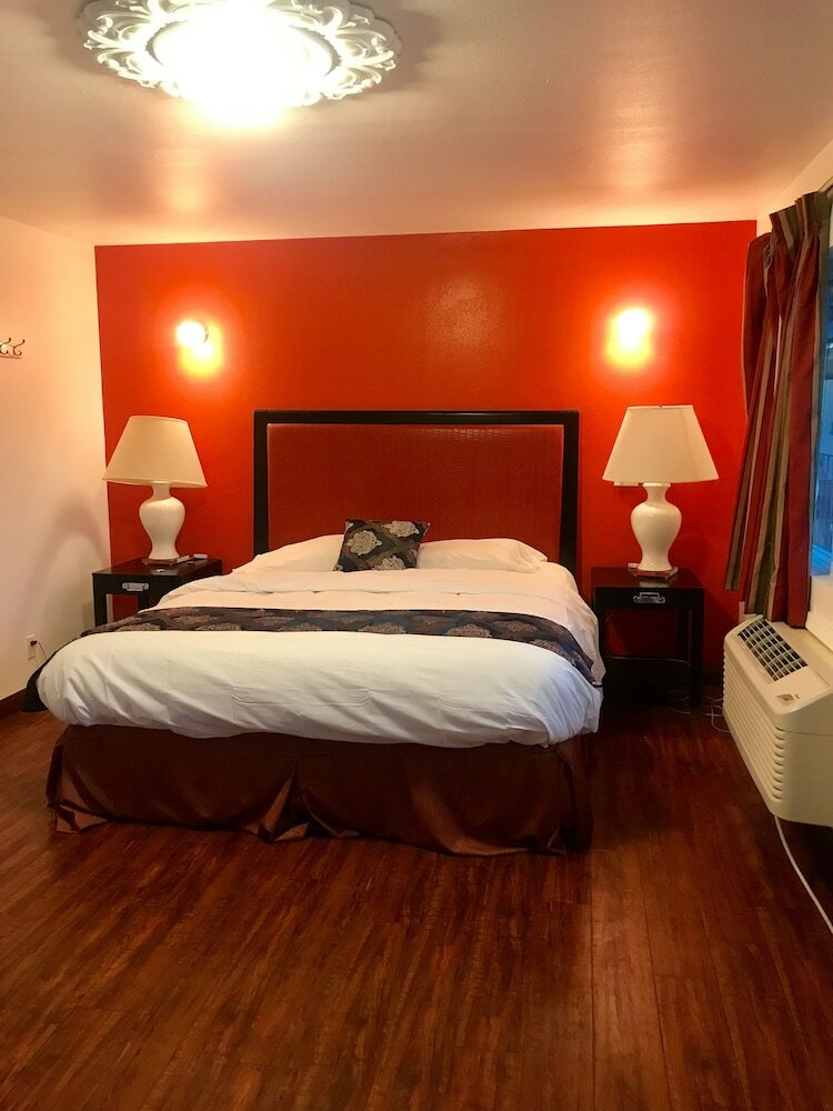 Motel Norwalk Inn & Suites