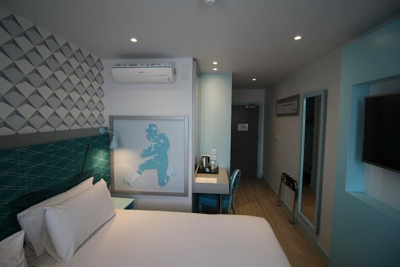 Best Western Plus London Wembley Hotel