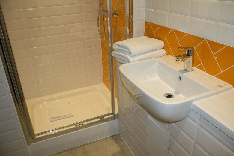 Best Western Plus London Wembley Hotel