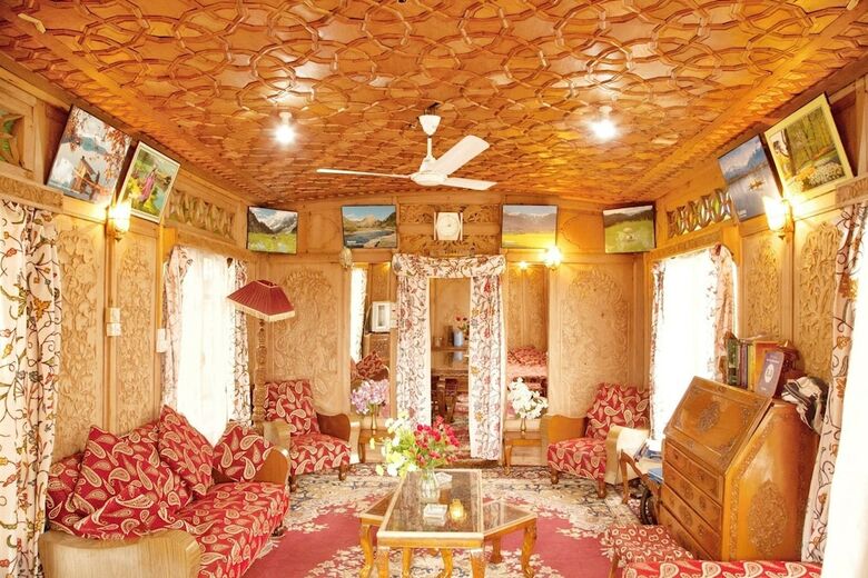 New Bul Bul Group Of Houseboats