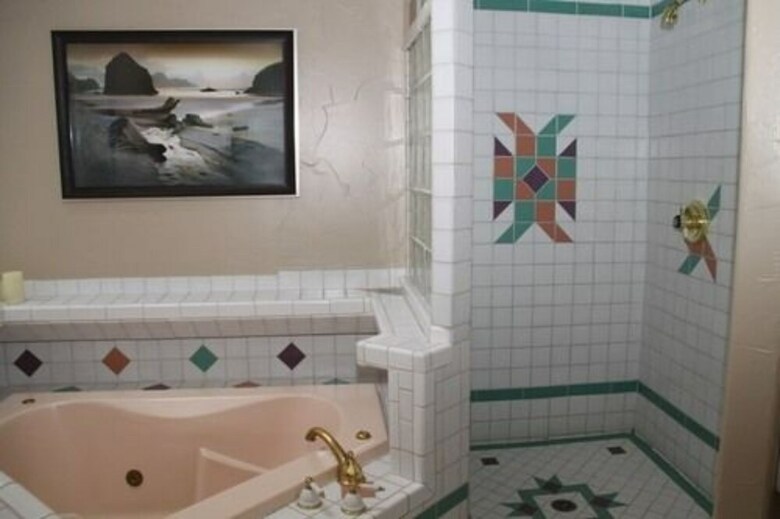 Bed & Breakfast Inn At The Lake