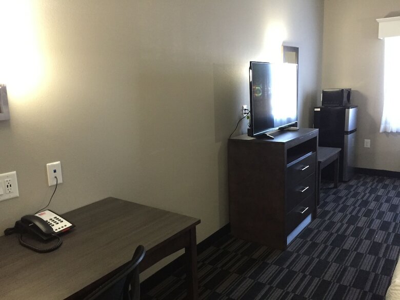 Hotel Home Inn And Suites