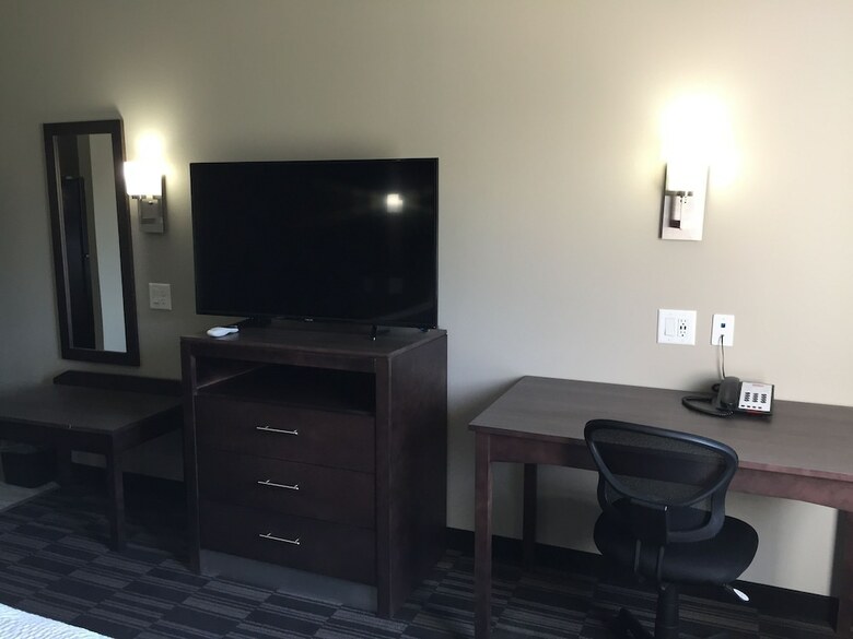Hotel Home Inn And Suites