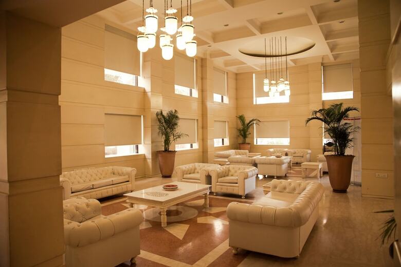 Hotel Mapple Abhay