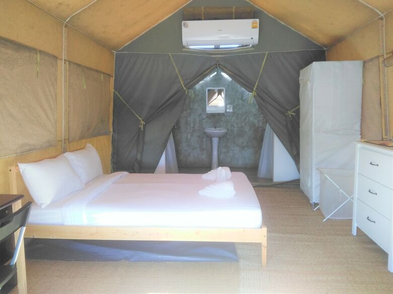 Hotel Naivacha Tent Koh Mak