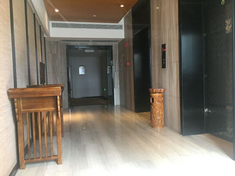 Relaxed Season Hotel Shenzhen Dongmen Branch
