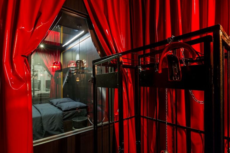 Hotel Love H�tel - Adults Only