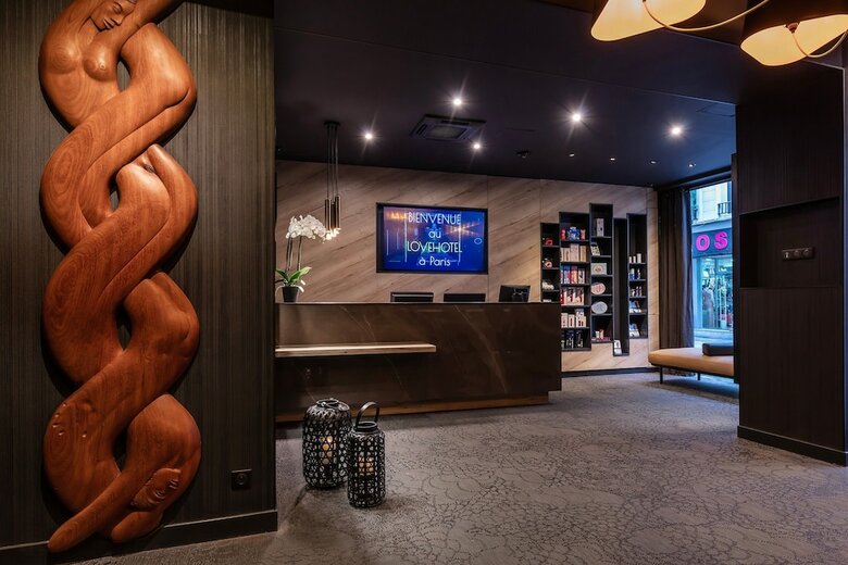 Hotel Love H�tel - Adults Only