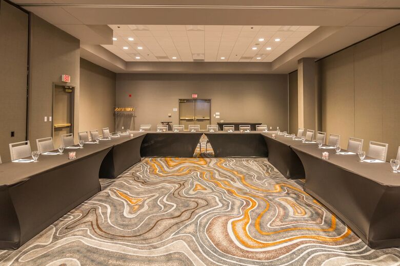 Delta Hotels By Marriott Fargo