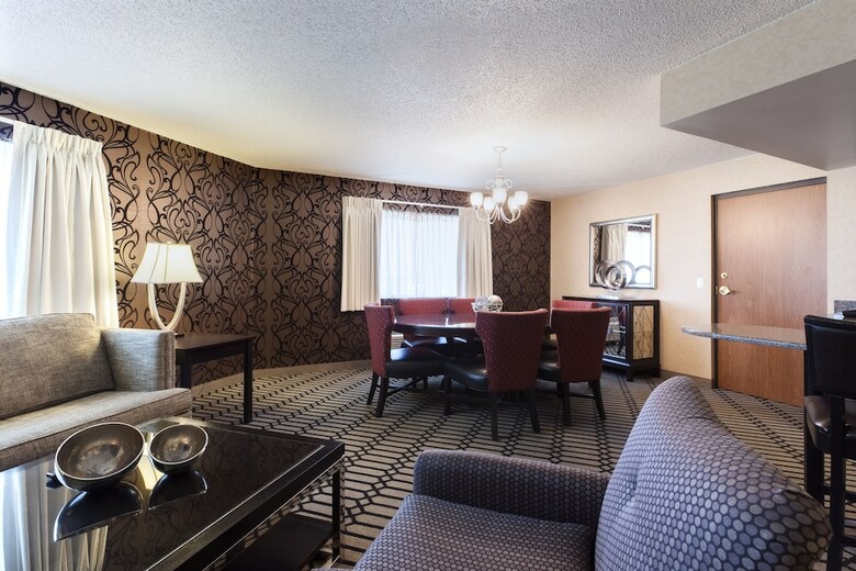 Delta Hotels By Marriott Fargo