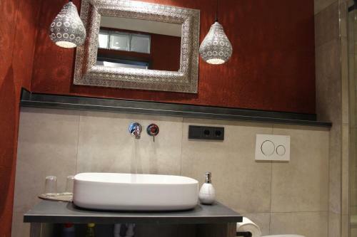 Hostal G�stehaus Sch�nanger
