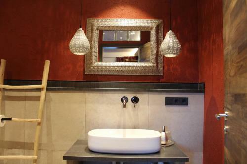 Hostal G�stehaus Sch�nanger