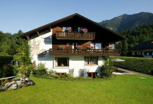 Hostal G�stehaus Sch�nanger