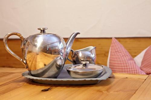 Hostal G�stehaus Sch�nanger