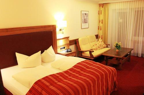 Post-hotel
