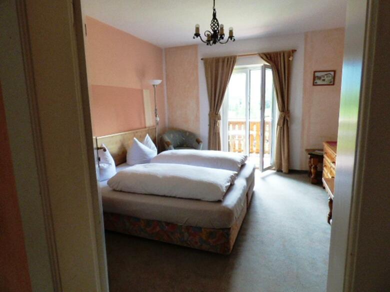 Hostal B�ckeralm� - Hotel Garni Am Schmalensee