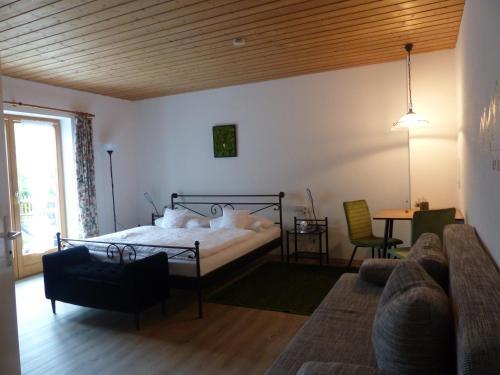 Hostal G�stehaus D�ring