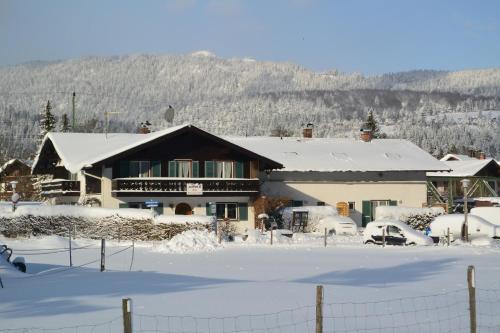 Hostal G�stehaus D�ring