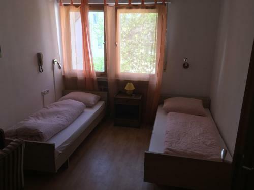 Hostal Familie Hotel Kameleon