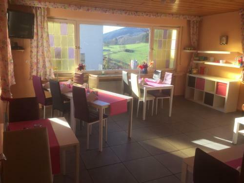 Hostal Familie Hotel Kameleon