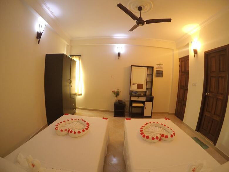 Hotel Smera Grand