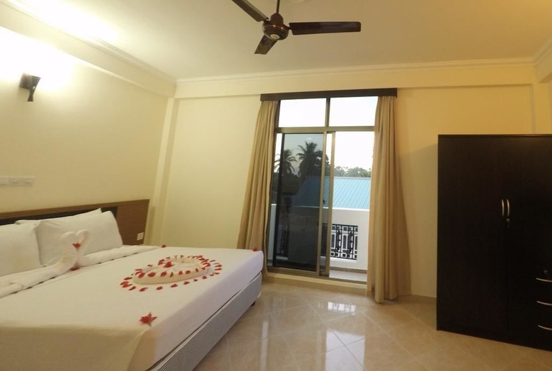 Hotel Smera Grand