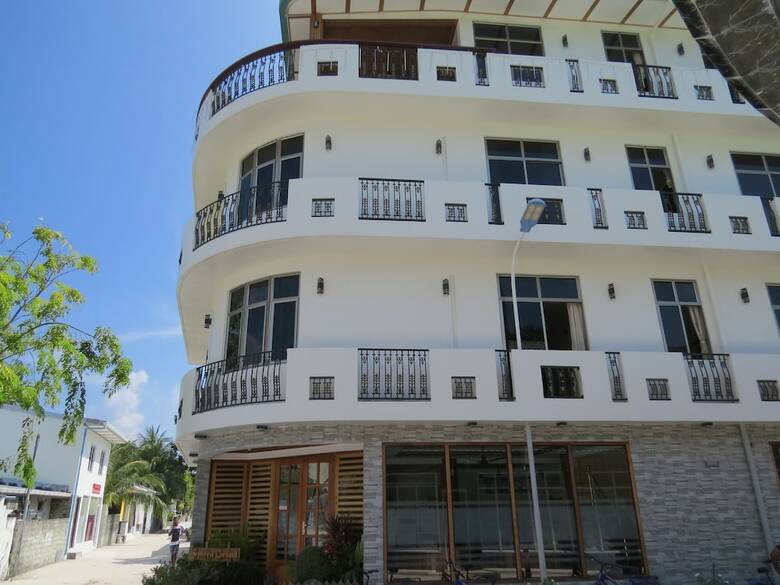 Hotel Smera Grand