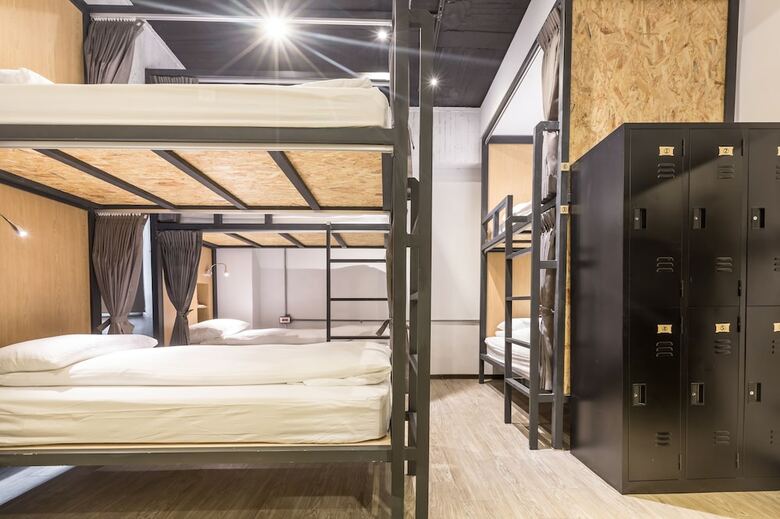 Traveller-inn Tiehua Hotel