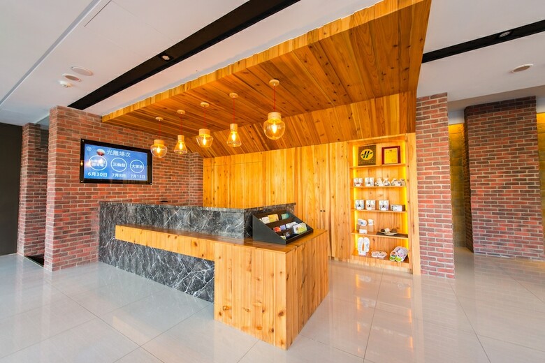 Traveller-inn Tiehua Hotel