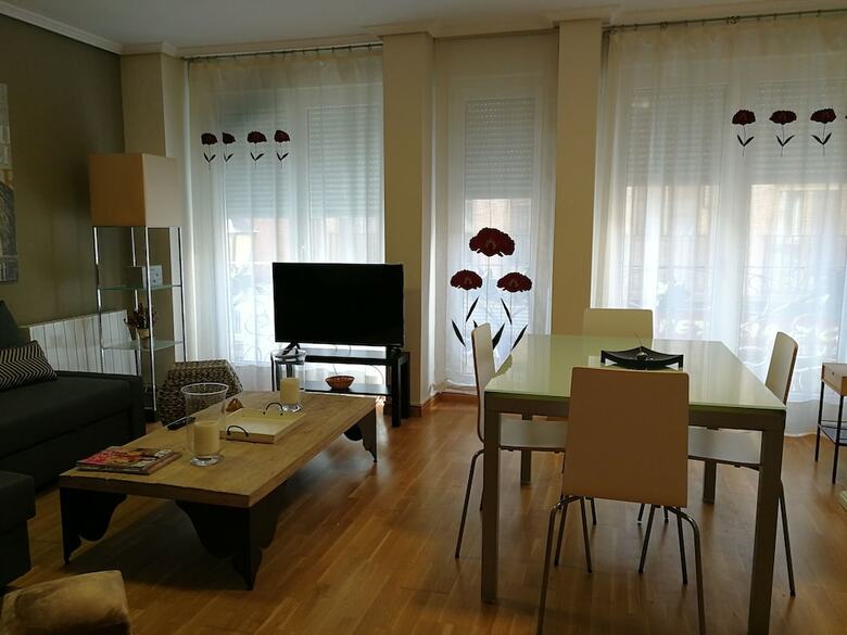 Apartamentos 18 Torres