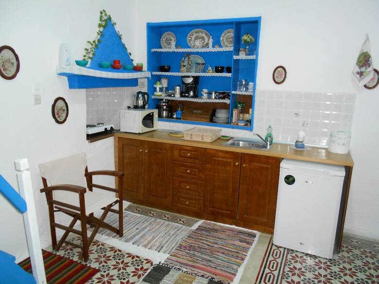Hotel Popi Studios